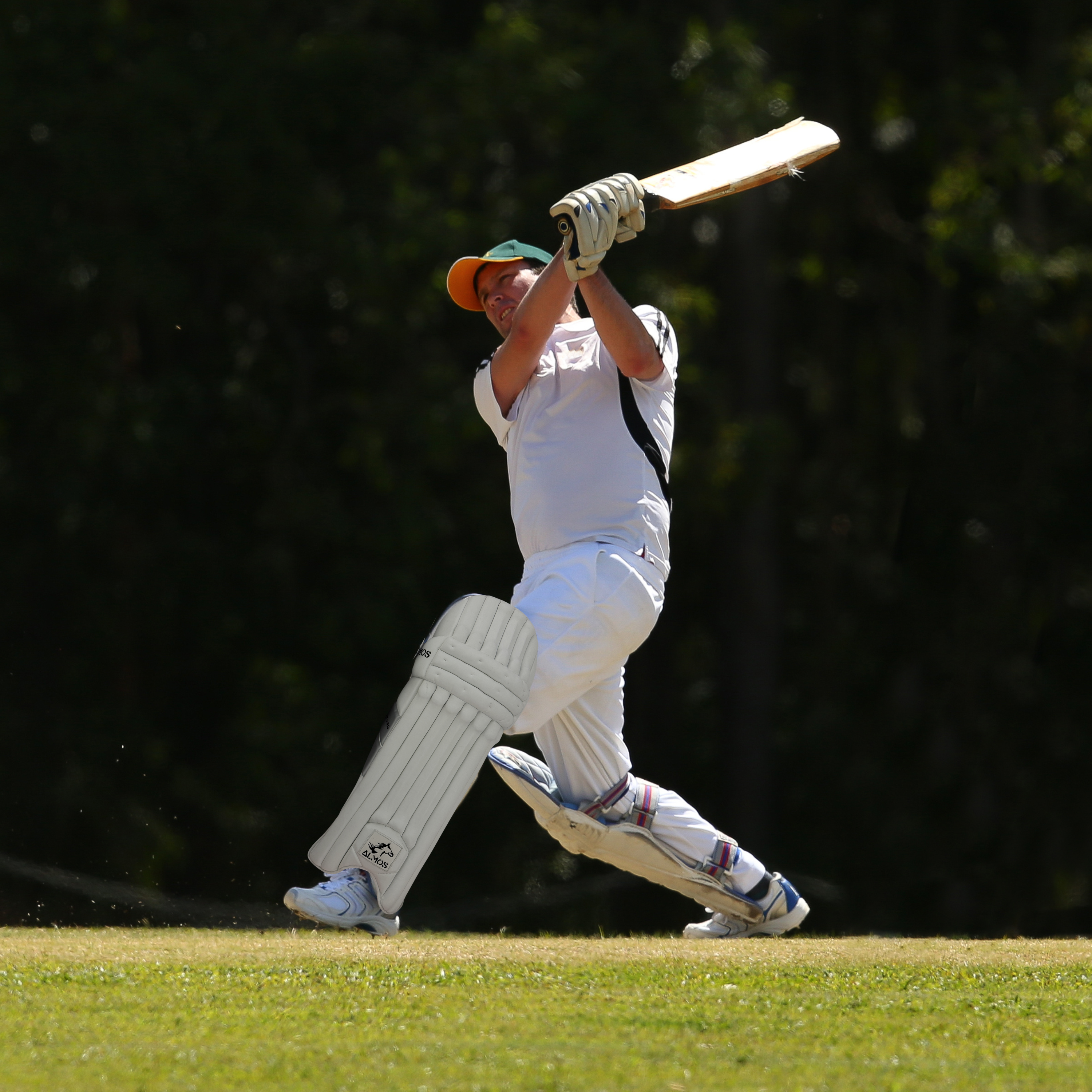 Cricket Batting Pads MKT Pro 